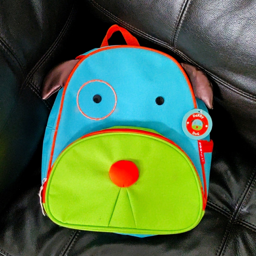 New skip Hop Darby dog backpack